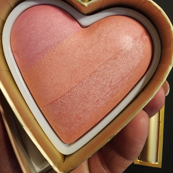 Too Faced All You Need is Love & Makeup Gift Box, NWT - Picture 3 of 12